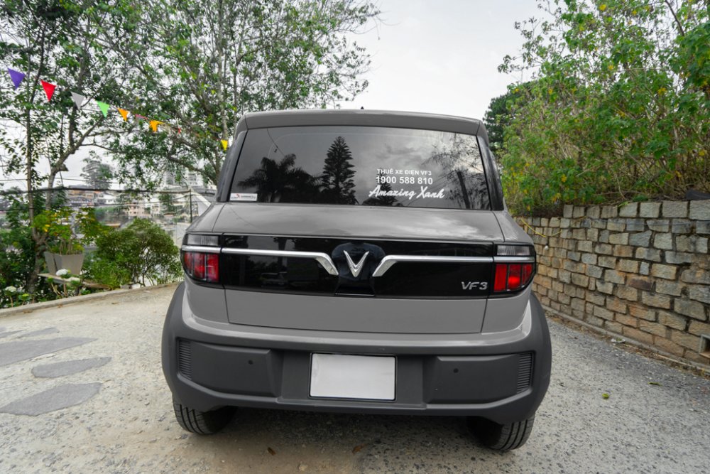 VF3 XÁM